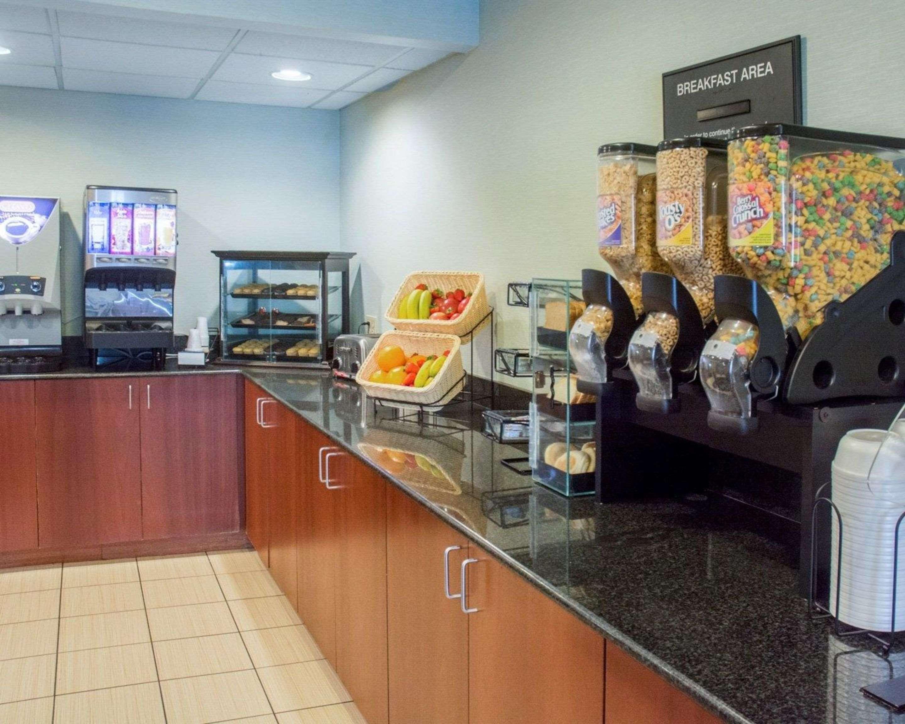 Garner Hotel Virginia Beach North By Ihg Εξωτερικό φωτογραφία